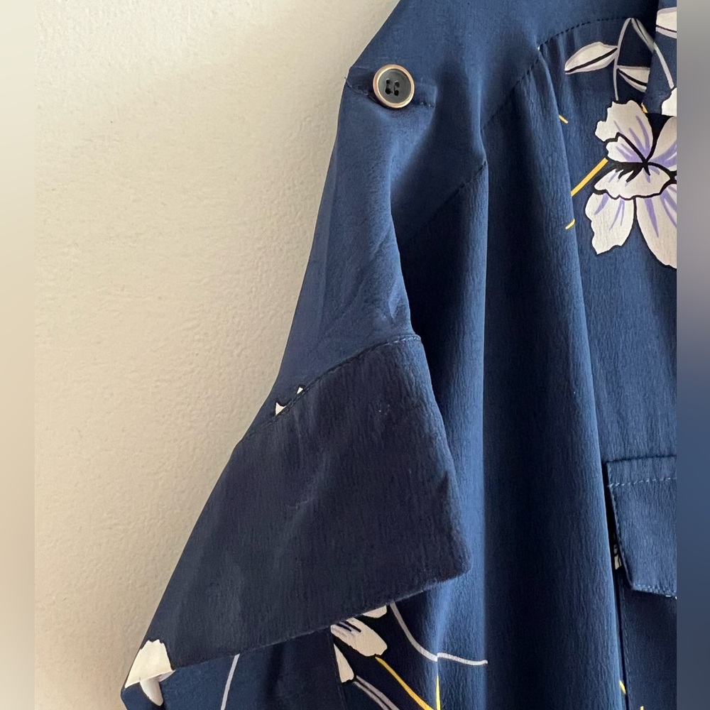 Yumi Kim blue floral button front midi shirtdress size M - Picture 4 of 12